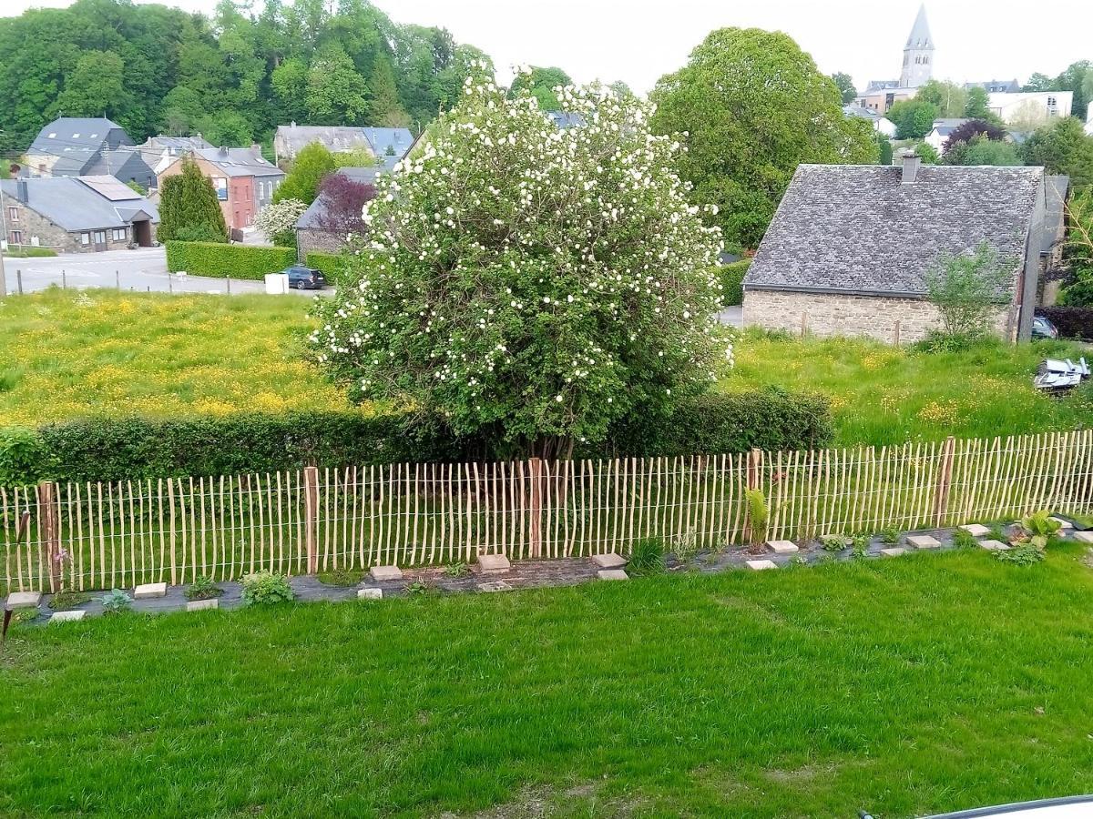O Mont Des Rnauds Hotel Bertrix Luaran gambar
